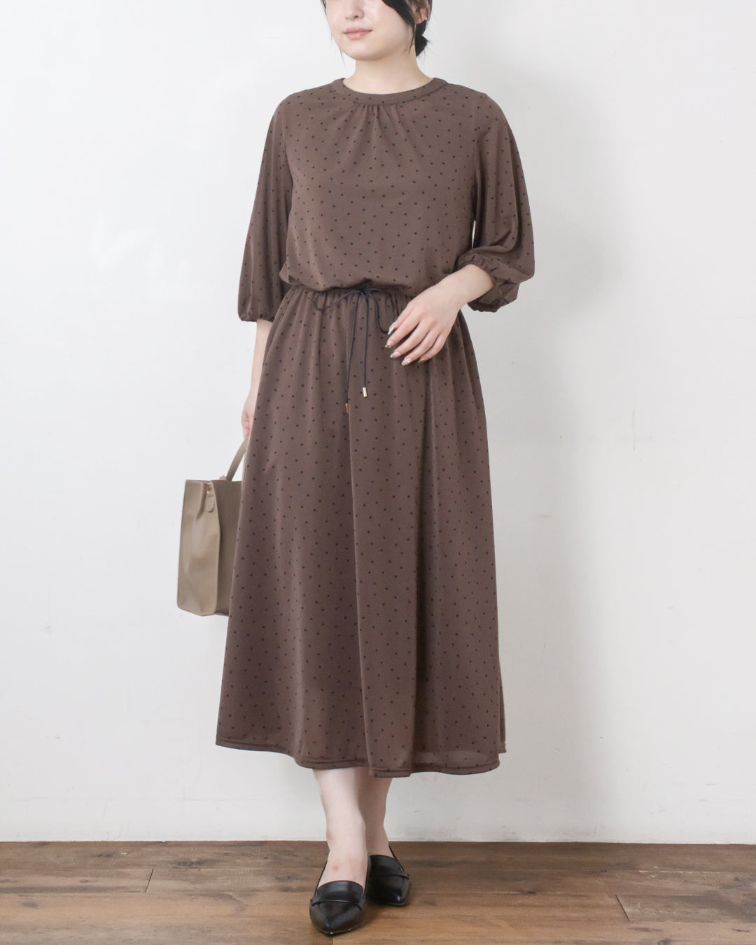 ワンピース32 シアージャージーブラウジングワンピース – 3/4