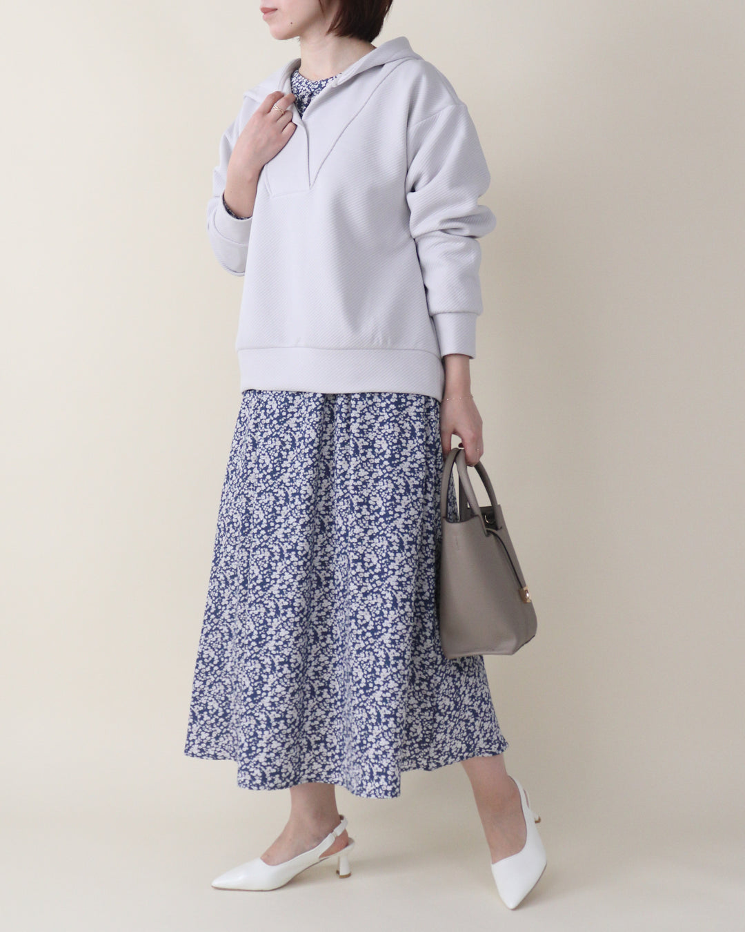 残りわずか】花柄シャーリングワンピース – 3/4