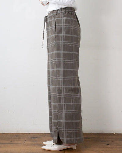 マットピーチカシュクールパンツ