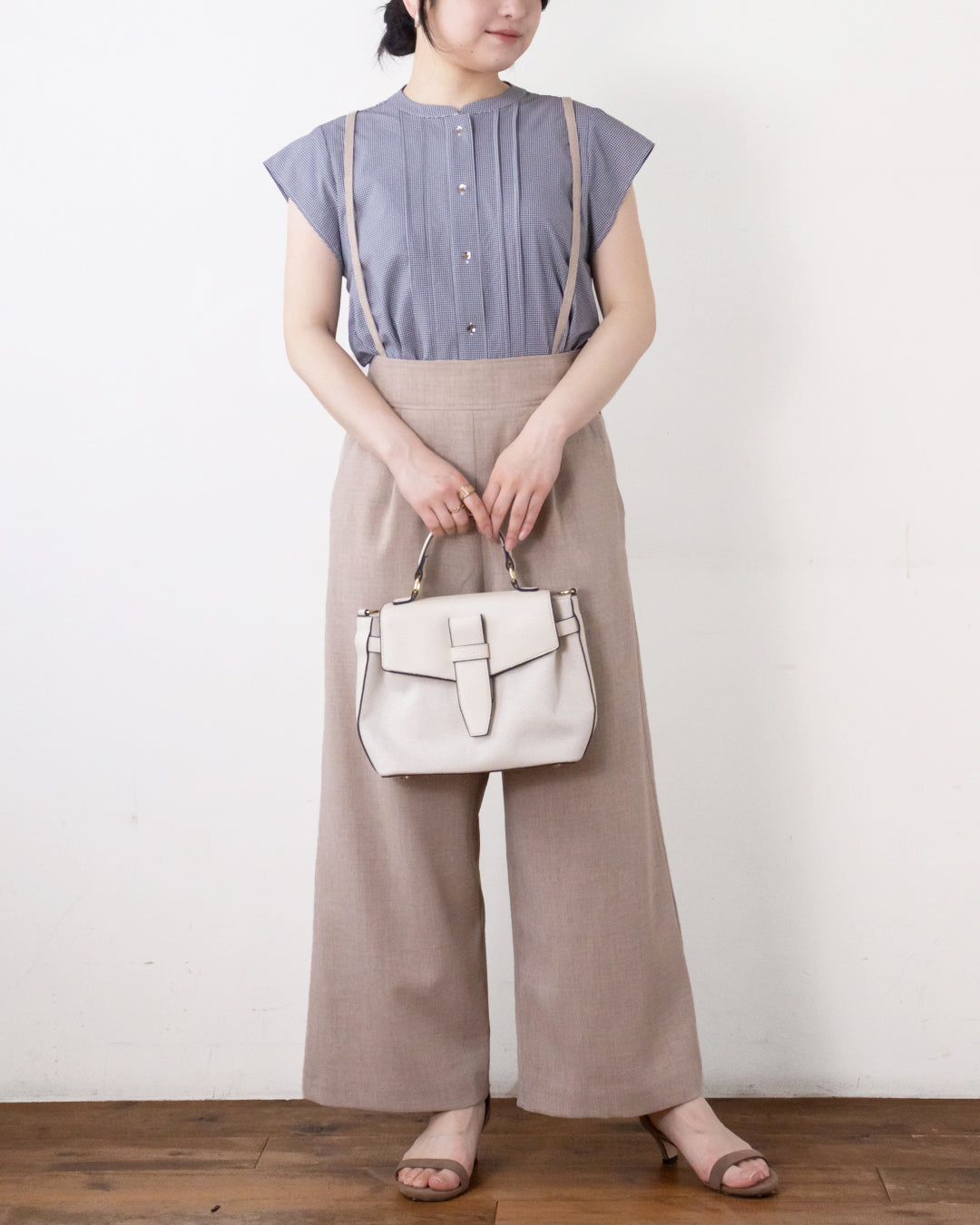 BLACKGINGHAM　身長158cm　着用サイズ：FREE