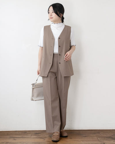 BROWN　身長158㎝　着用サイズ：FREE