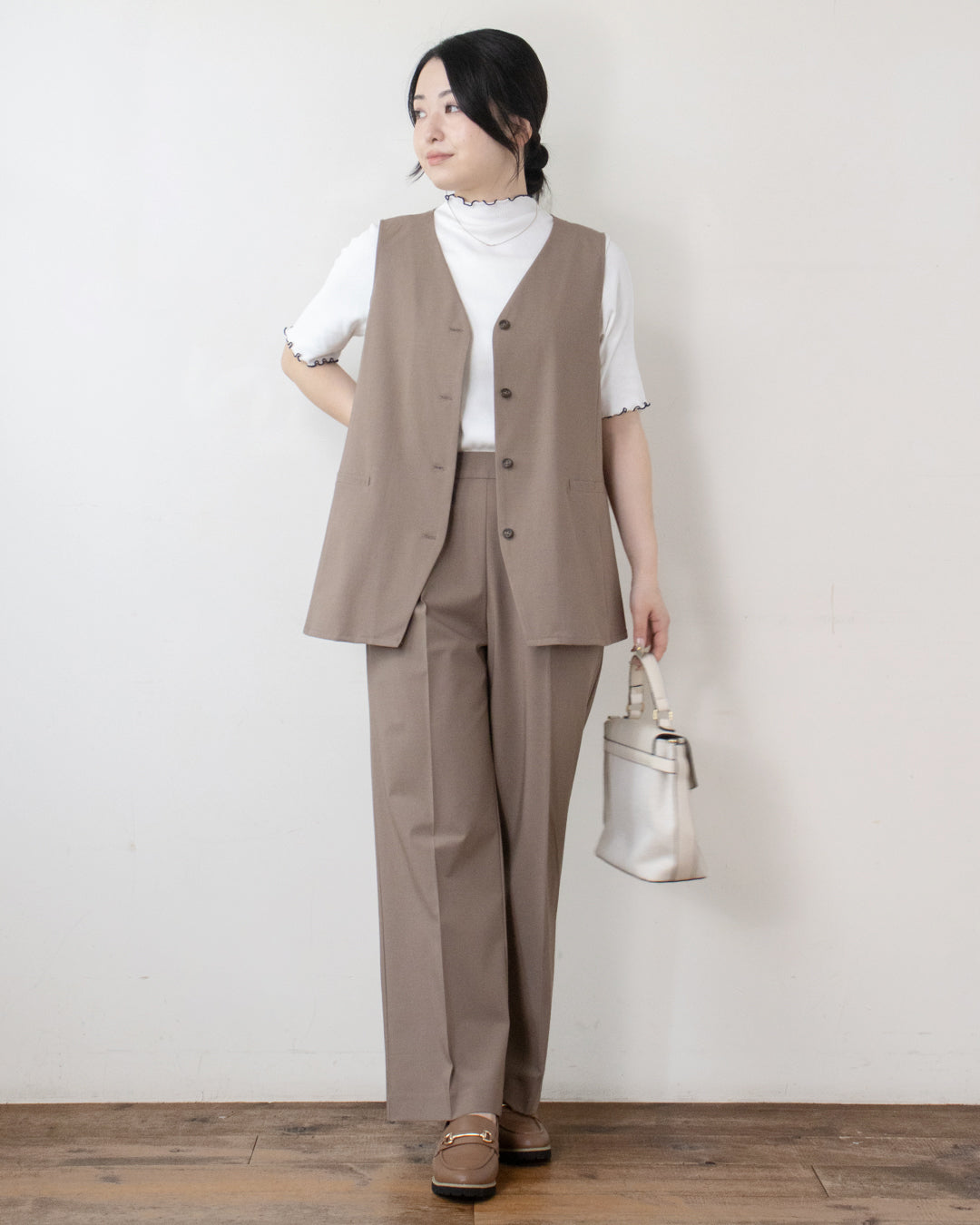 BROWN　身長158㎝　着用サイズ：FREE