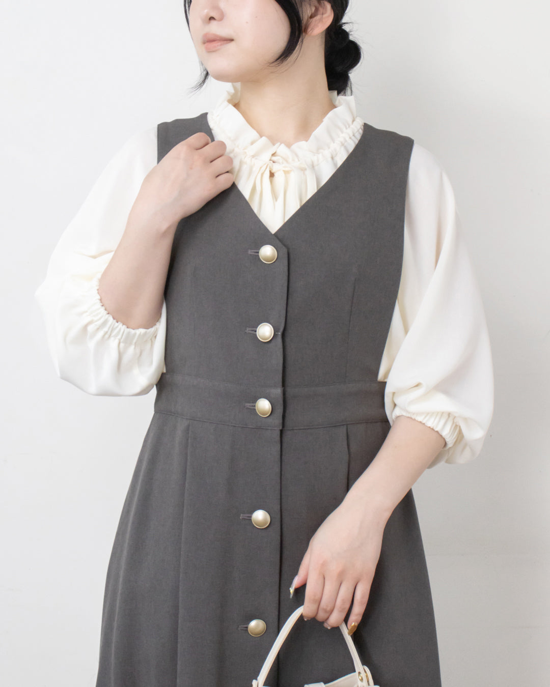 IVORY　身長158㎝　着用サイズ：FREE