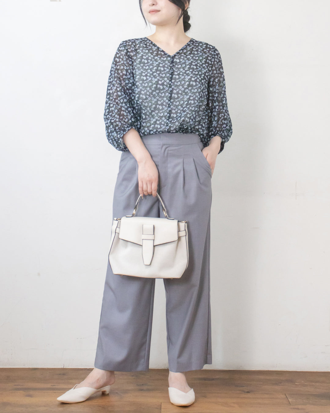 BLACK/BLUE　身長158㎝　着用サイズ：FREE