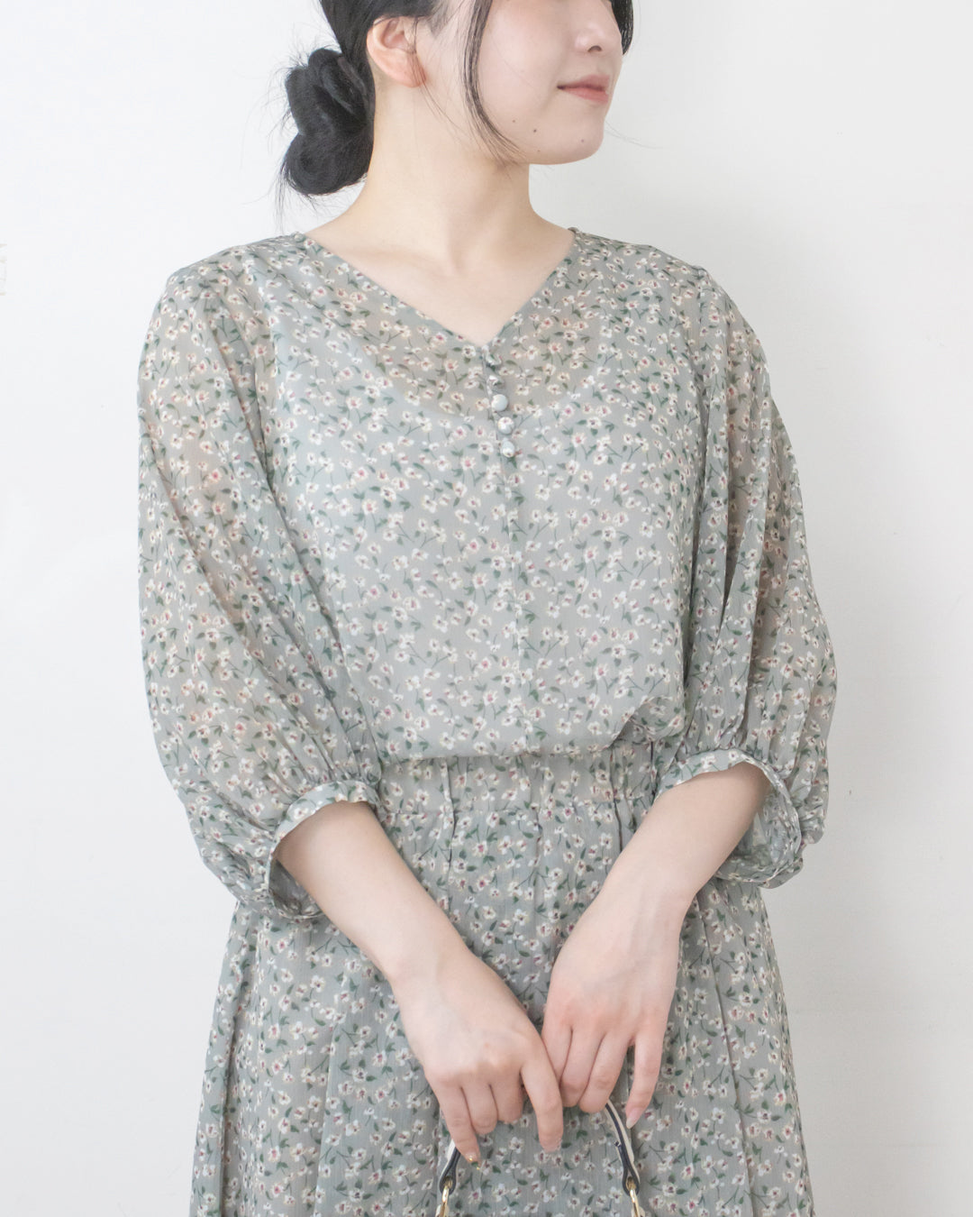 GRAY/YELLOW　身長158㎝　着用サイズ：FREE