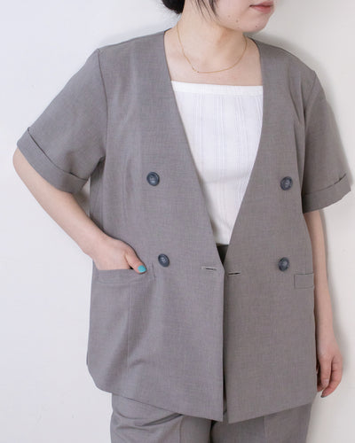 GRAY　身長158㎝　着用サイズ：FREE
