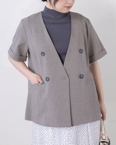GRAY　身長158㎝　着用サイズ：FREE