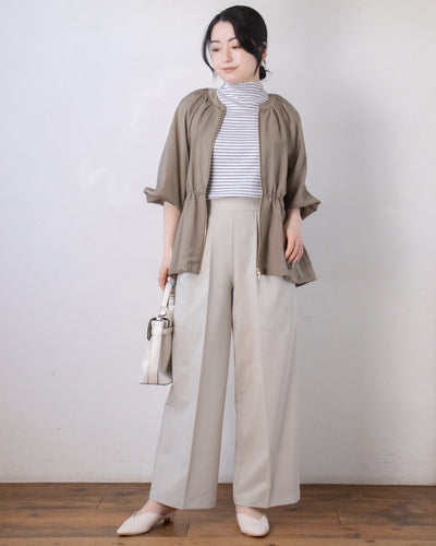 BEIGE　身長158㎝　着用サイズ：FREE