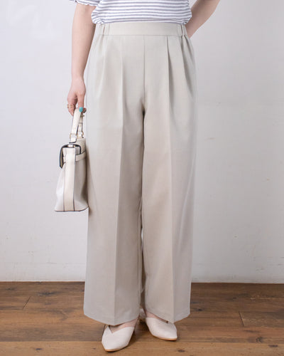 BEIGE　身長158㎝　着用サイズ：FREE