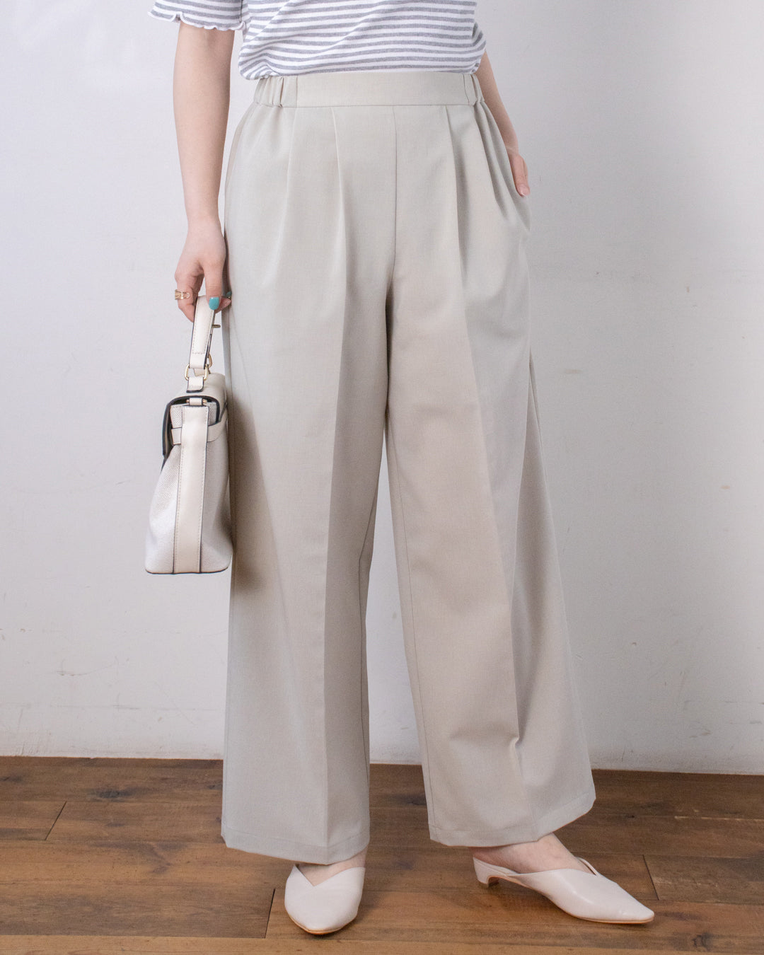 BEIGE　身長158㎝　着用サイズ：FREE