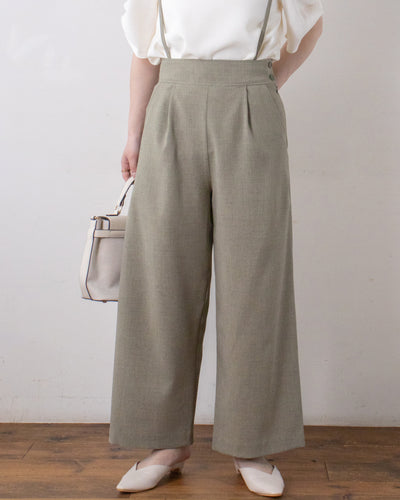 LIGHTKHAKI　身長158㎝　着用サイズ：FREE