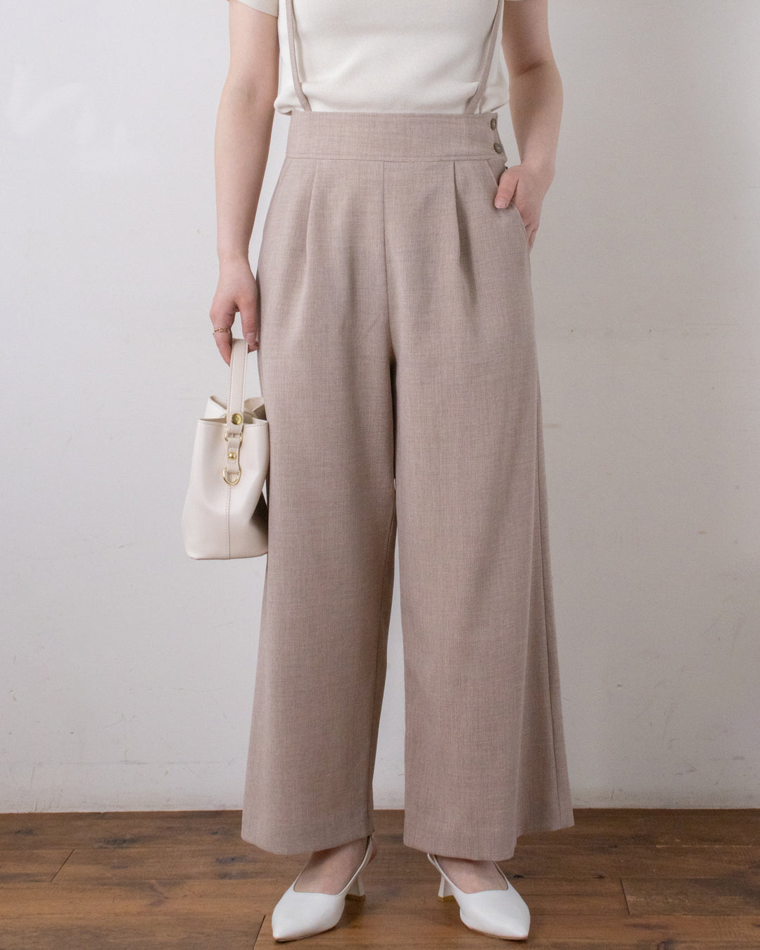 BEIGE　身長158㎝　着用サイズ：FREE