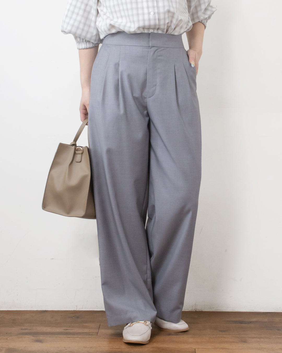 GRAY　身長158㎝　着用サイズ：M