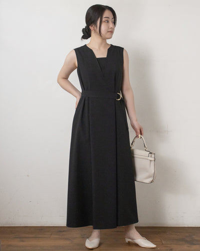 BLACK　身長158㎝　着用サイズ：FREE