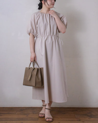BEIGE　身長158㎝　着用サイズ：FREE