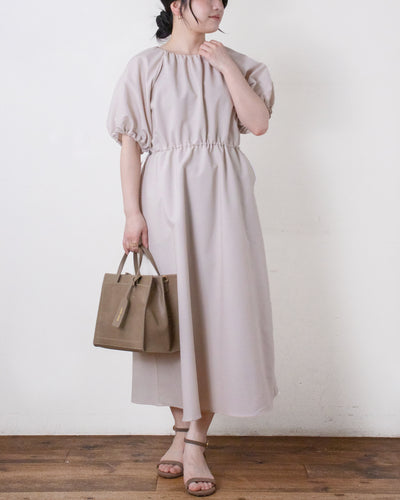 BEIGE　身長158㎝　着用サイズ：FREE
