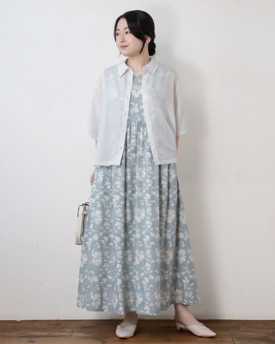 BLUE　身長158㎝　着用サイズ：FREE