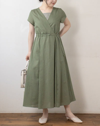 KHAKI　身長158㎝　着用サイズ：FREE