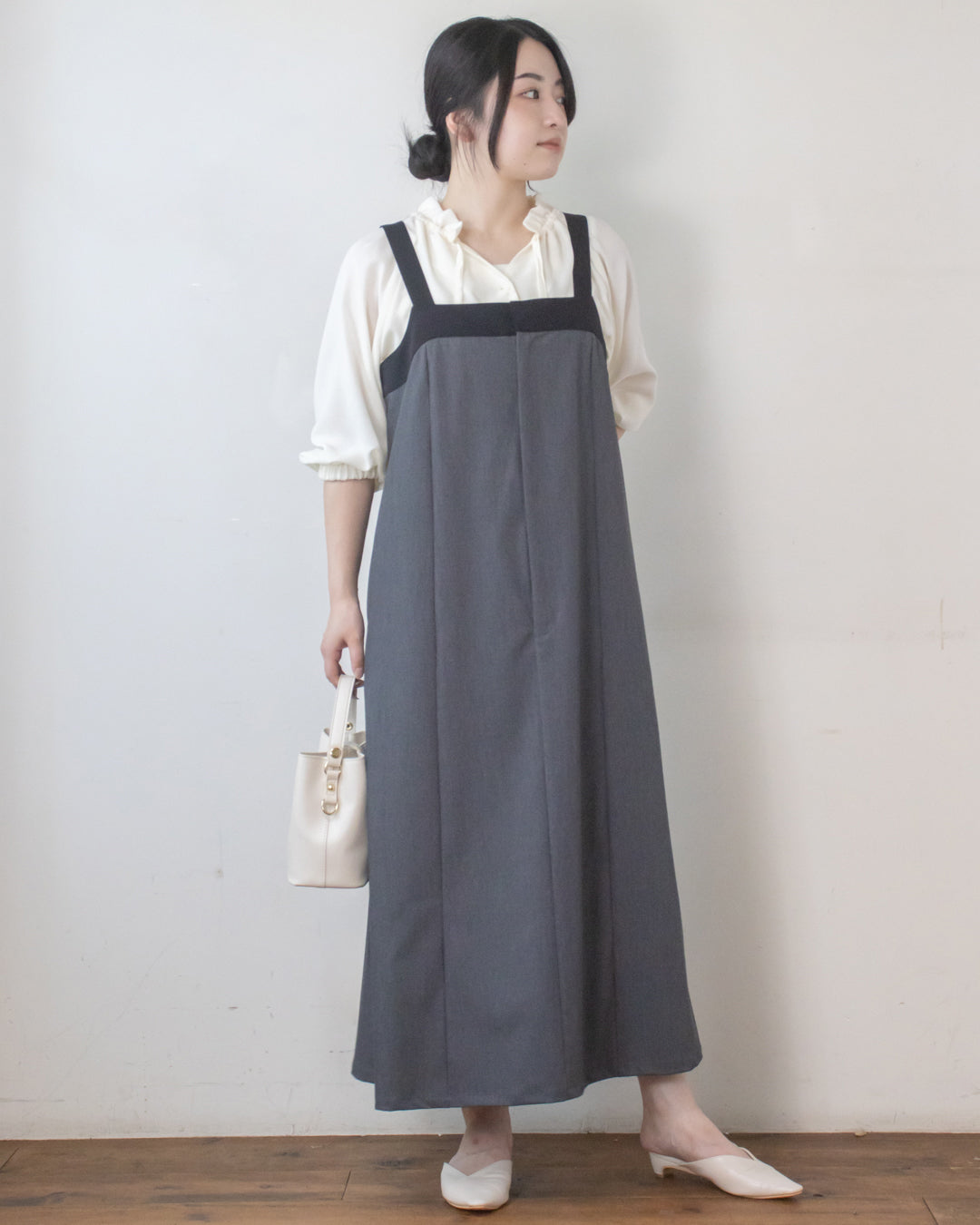 GRAY×BLACK　身長158㎝　着用サイズ：FREE