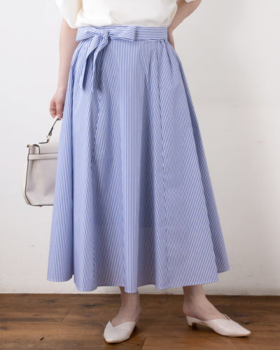 BLUESTRIPE　身長158cm　着用サイズ：FREE