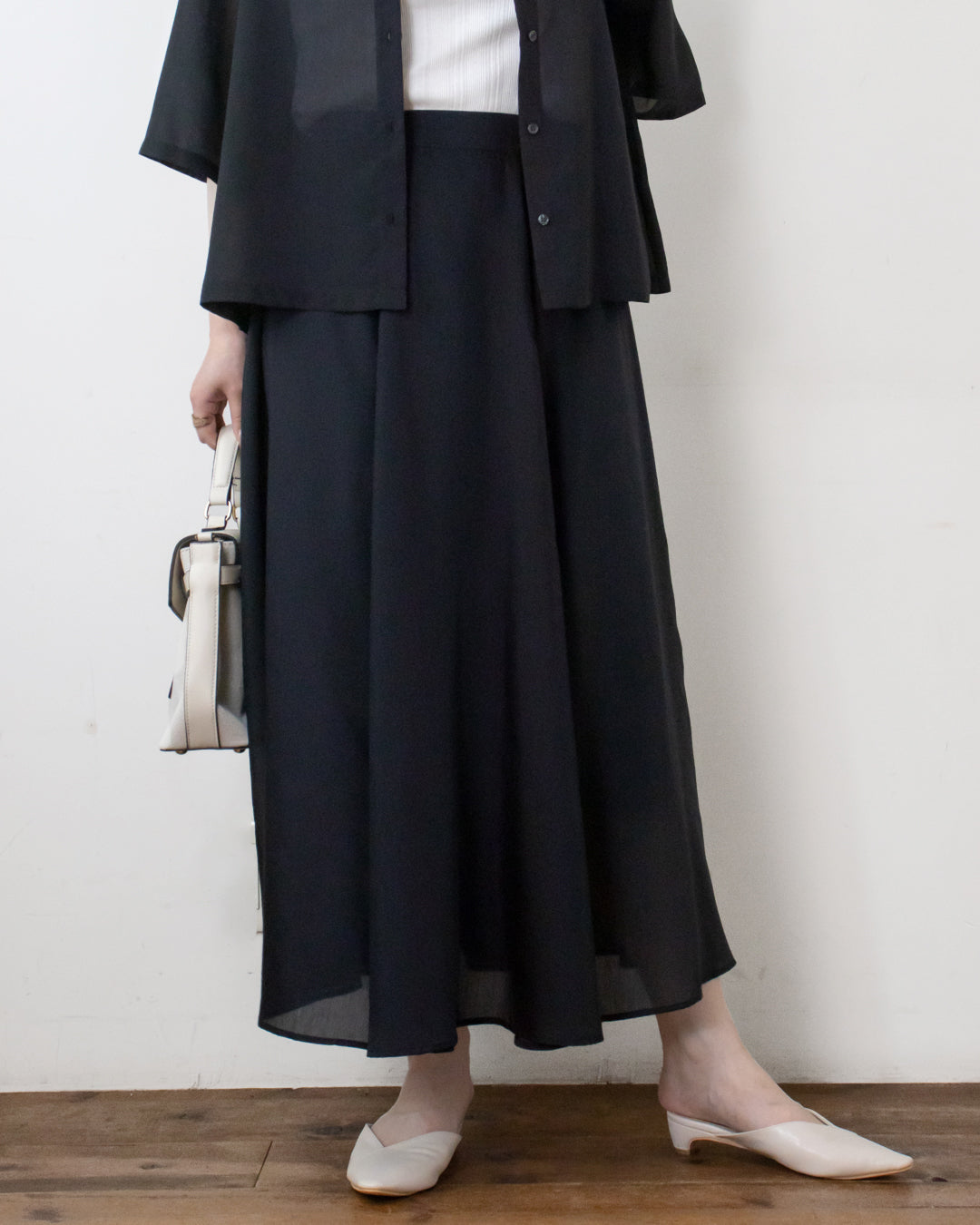 BLACK　身長158㎝　着用サイズ：FREE