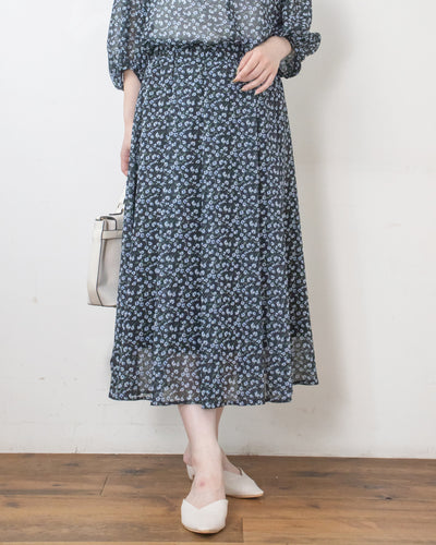 BLACK/BLUE　身長158㎝　着用サイズ：FREE