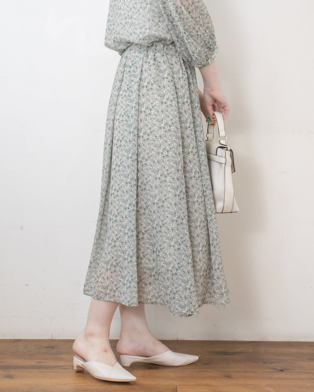 ヴィンテージ花柄楊柳スカート