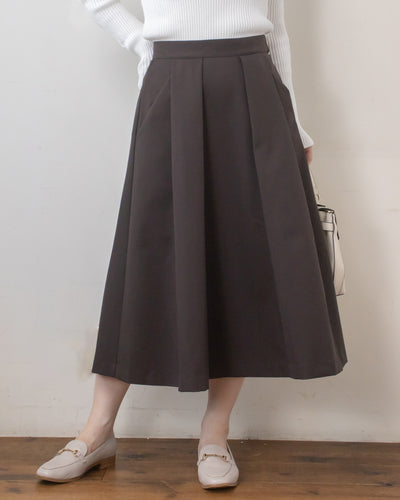 BROWN　身長158㎝　着用サイズ：FREE