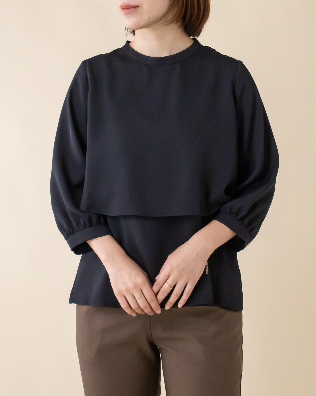 アムンゼン7分袖レイヤード風ブラウス – 3/4 スリークォーター