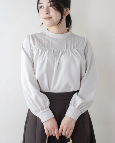 GRAYBEIGE　身長158㎝　着用サイズ：FREE
