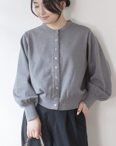 GRAY　身長158㎝　着用サイズ：FREE