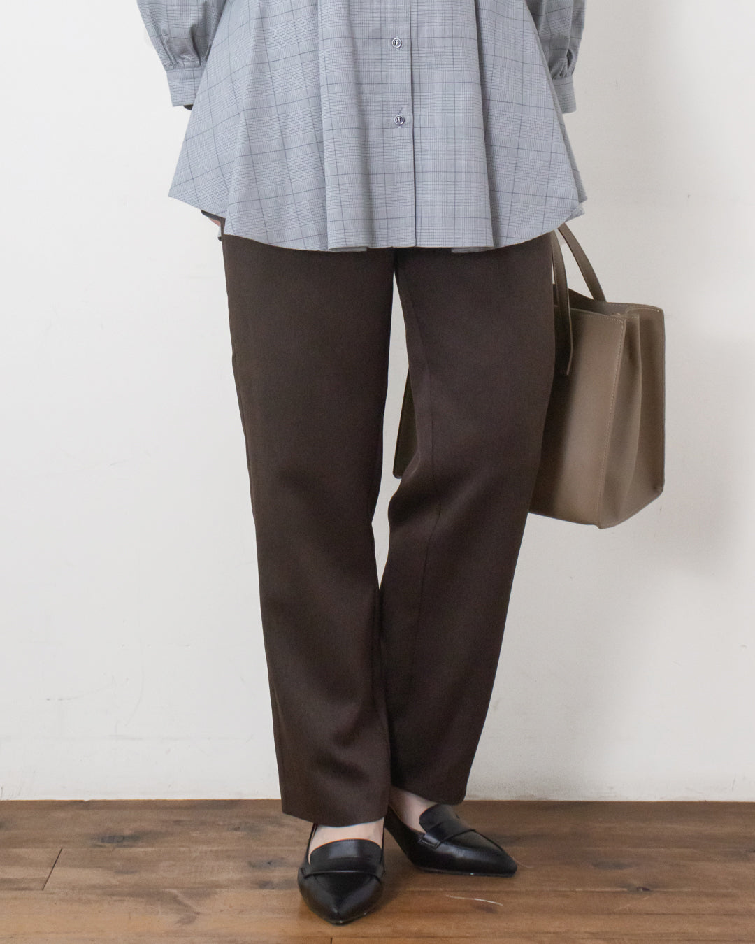 BROWN　身長158㎝　着用サイズ：M
