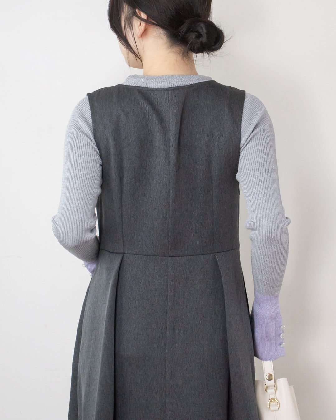 袖フレアラメニット