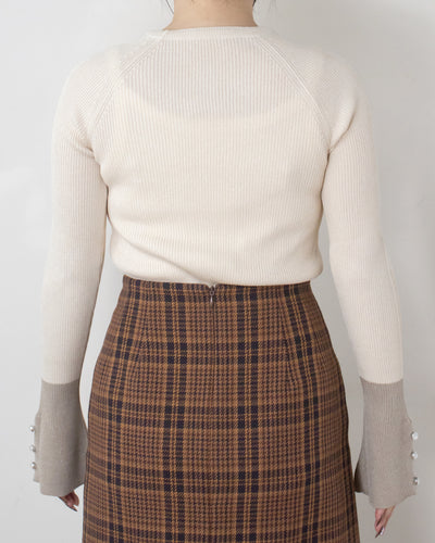 袖フレアラメニット