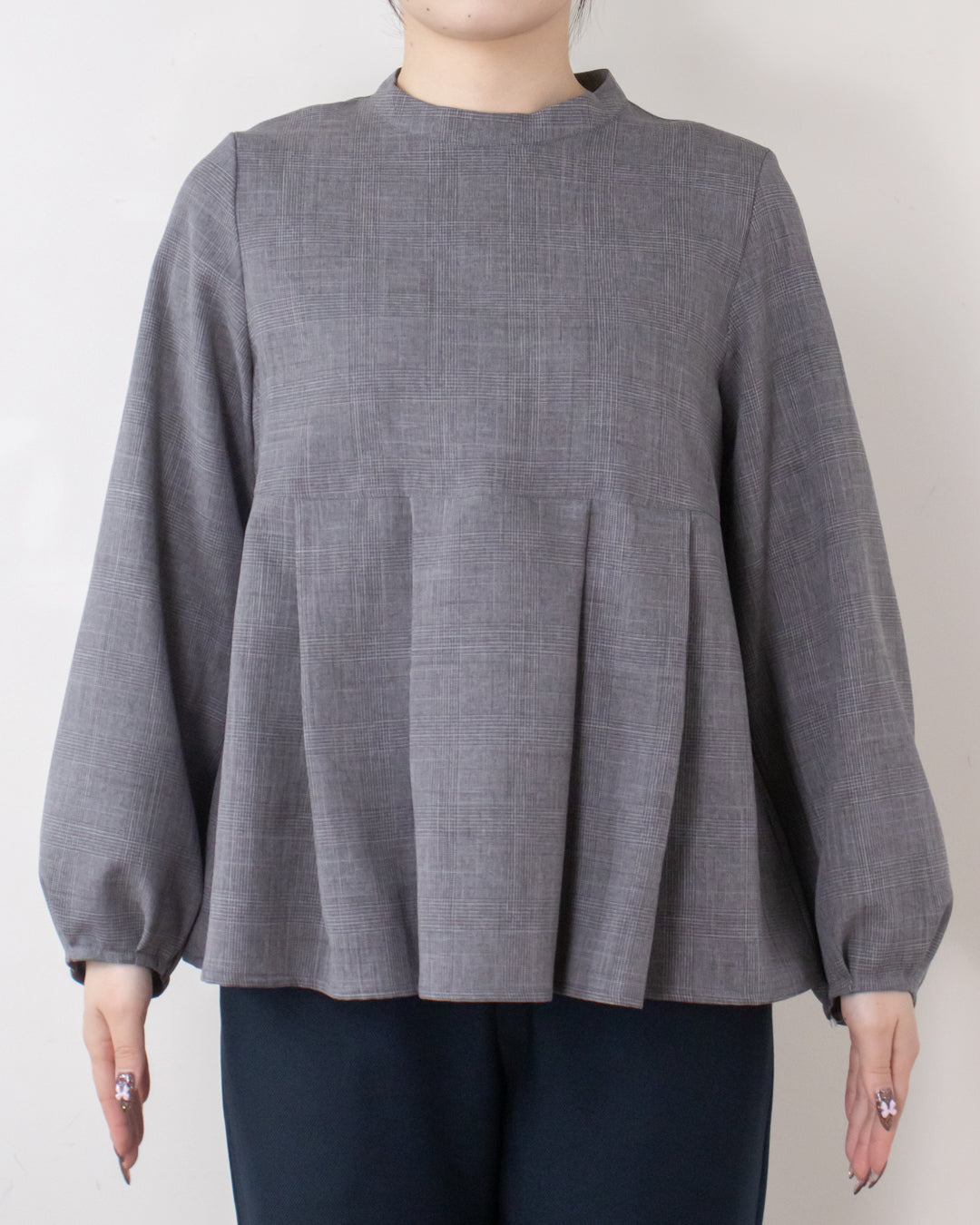 GRAY　身長158㎝　着用サイズ：FREE