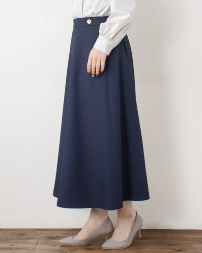 サージタブ付きAラインスカート