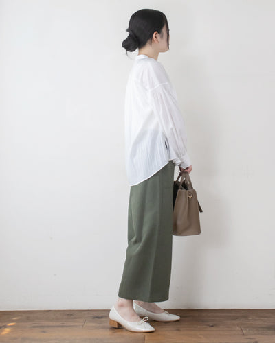 パウダリーシャーリングシャツ