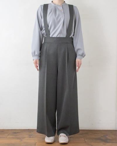 へリンボンセンタープレス吊りパンツ