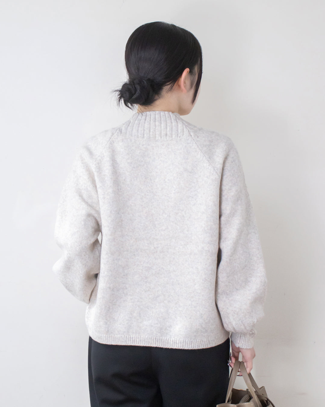 ウォッシャブルWネックプルオーバー