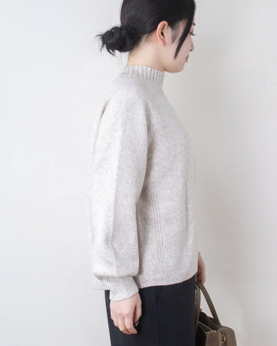 ウォッシャブルWネックプルオーバー
