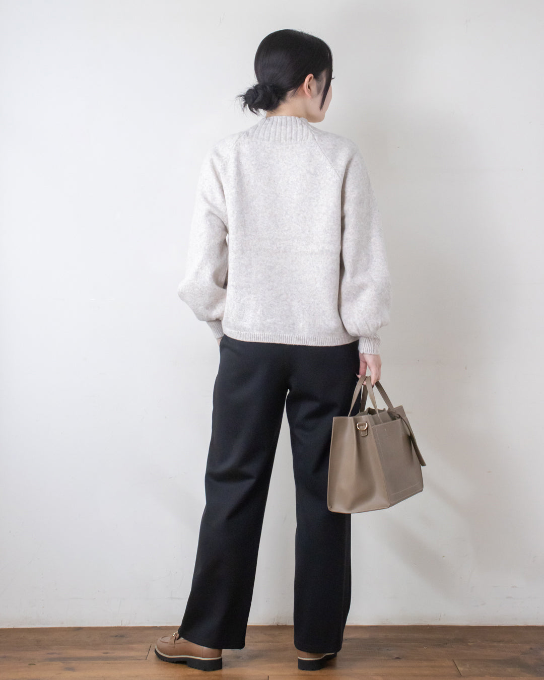 ウォッシャブルWネックプルオーバー