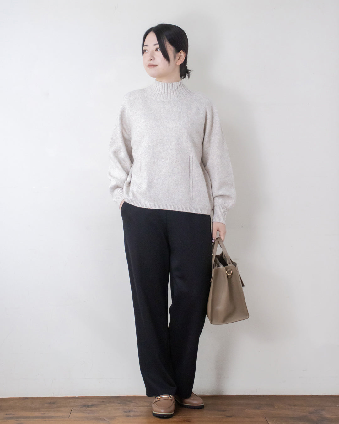 ウォッシャブルWネックプルオーバー