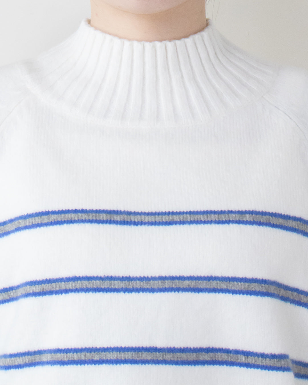 ウォッシャブルWネックプルオーバー