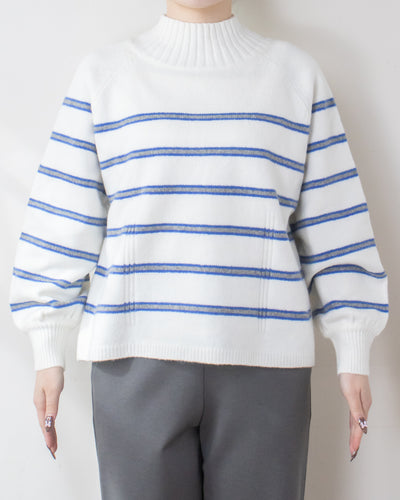 OFFWHITE×BLUE　身長158㎝　着用サイズ：FREE