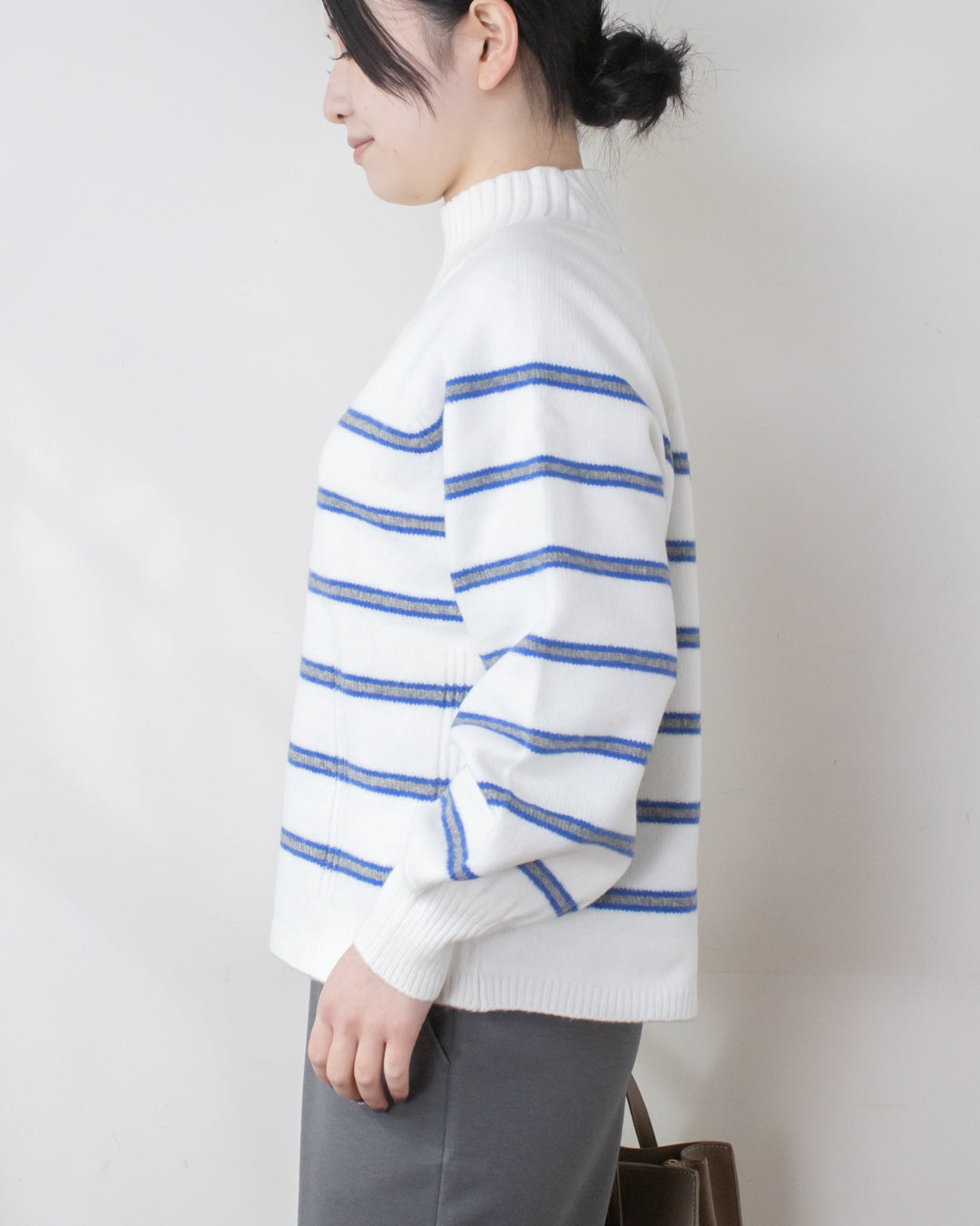 ウォッシャブルWネックプルオーバー