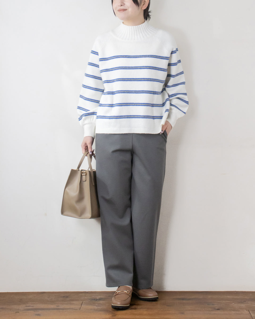 ウォッシャブルWネックプルオーバー
