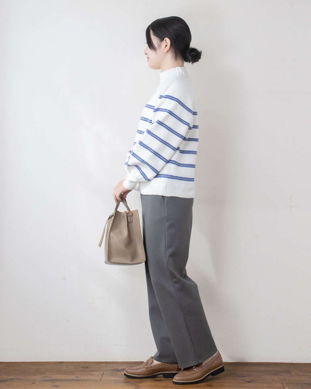 ウォッシャブルWネックプルオーバー