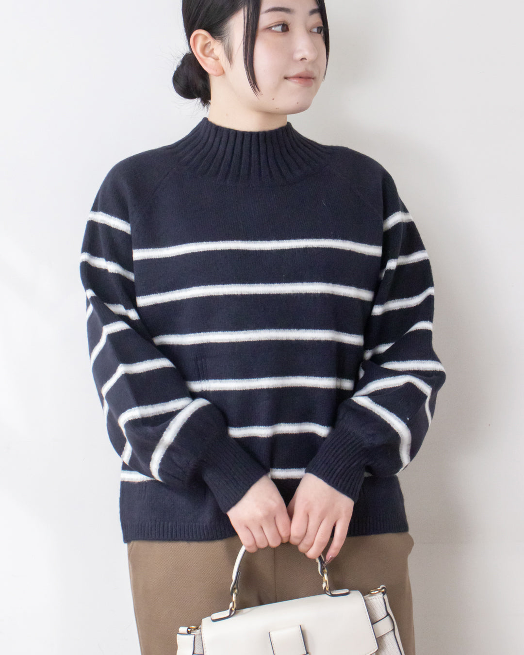 ウォッシャブルWネックプルオーバー