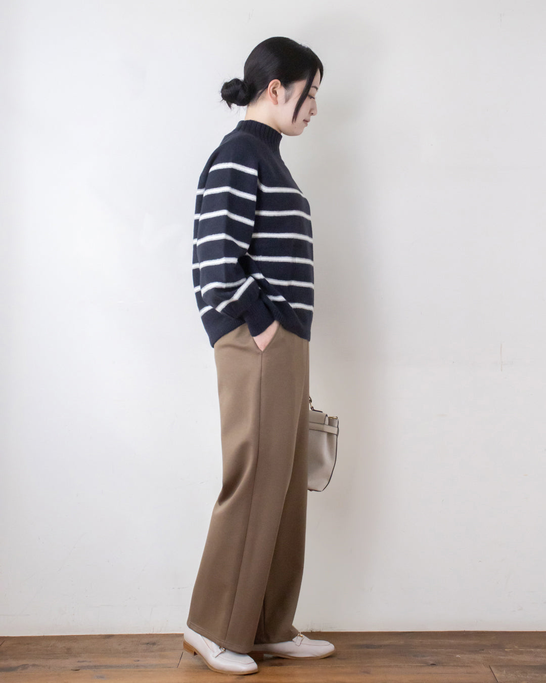 ウォッシャブルWネックプルオーバー