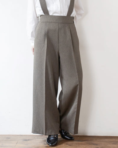 DARKBROWN　身長158㎝　着用サイズ：FREE